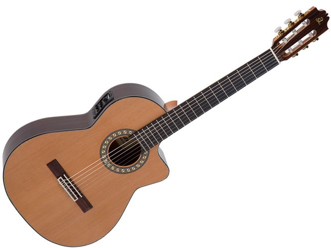 Hovedbilde Admira Virtuoso-ECF Spansk klassisk gitar med mic.