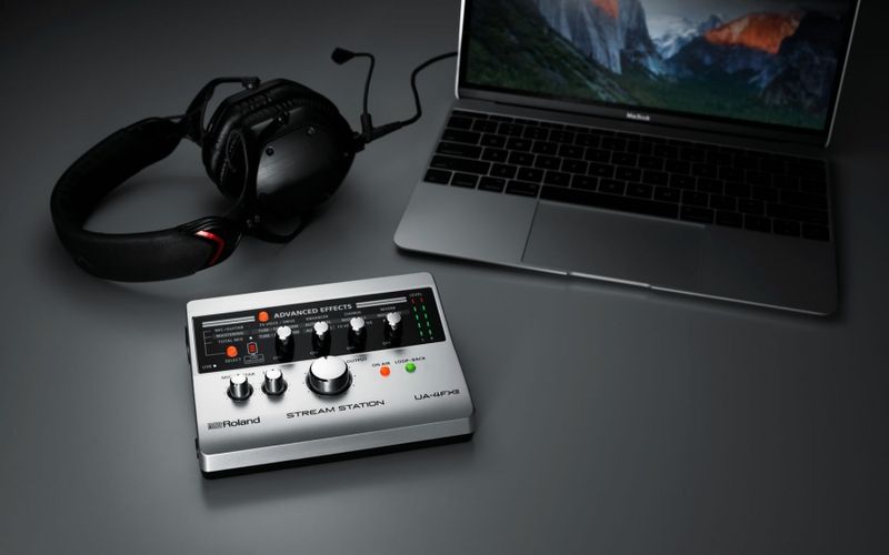 Roland UA-4FX2 Stream Station, USB Lydkort